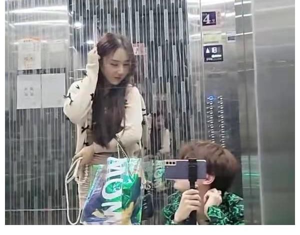 上当受骗|童锦程直播内幕揭秘，一天换一个女朋友？不愧是网恋鼻祖