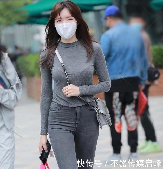 牛仔裤|紧身牛仔裤很显瘦,能修饰身材曲线,让你看起来更高、更瘦