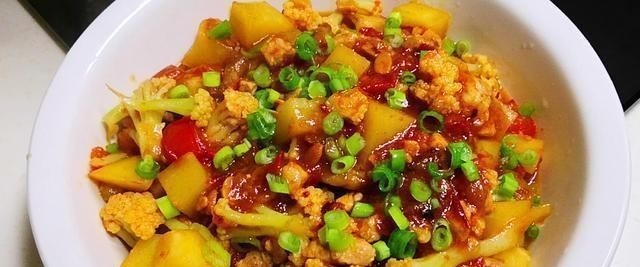 午饭我用它代餐,一个月下来,腰身细了,赘肉没了,好吃又顶饱