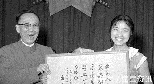 科举制#大文豪鲁迅书法曝光,字迹远胜许多书法家,连郭沫若都自叹不如