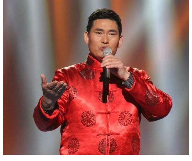 众叛亲离|“众叛亲离”的大衣哥：他的结局，早在10年前就已经注定了