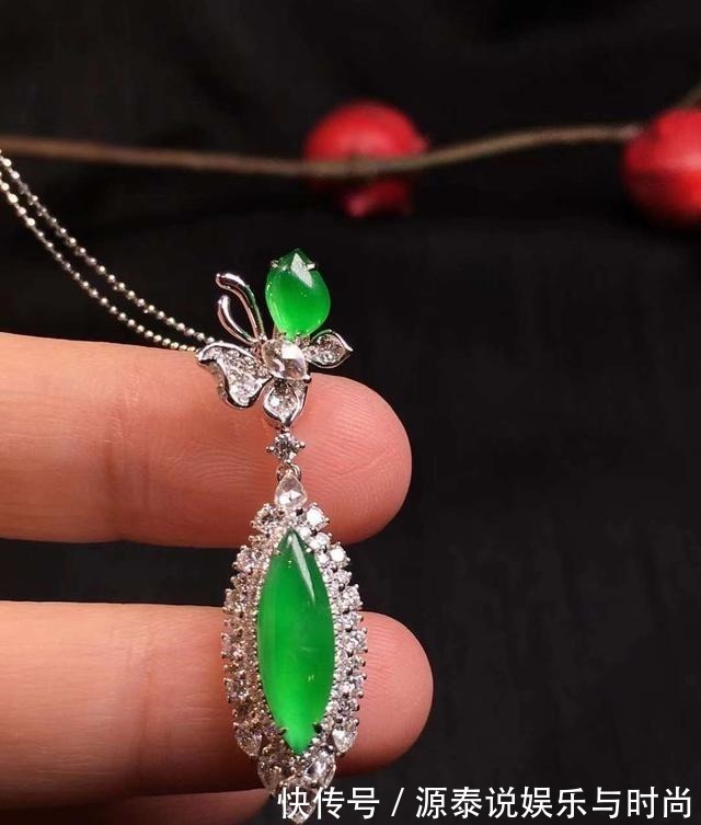 红宝石 七夕节送感动牌珠宝首饰,代表永恒的爱意,温情四溢甜到心窝里!