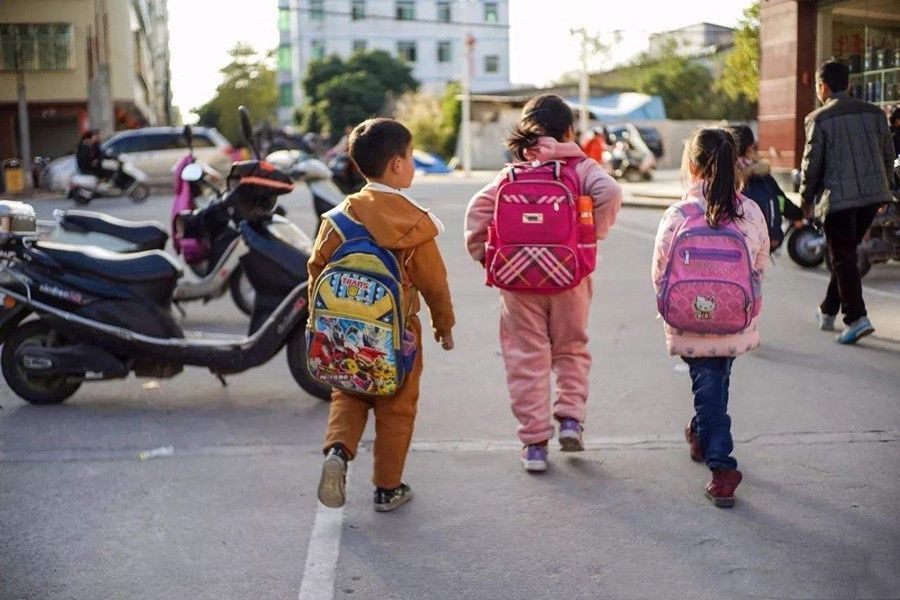 中学|专家建议:要想孩子长得高,7点前别叫他起床,家长反驳:不现实