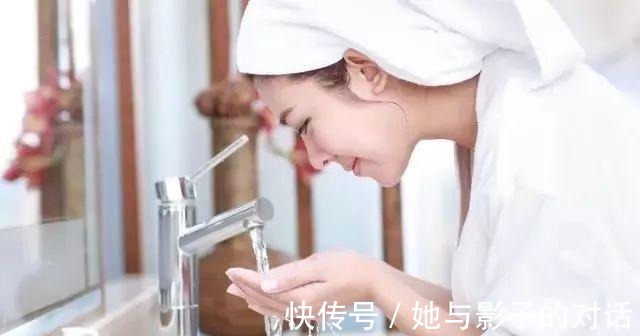 松口蘑 这几款被我拉进黑名单的防晒霜,不要乱买,小心成为“人间油物”!