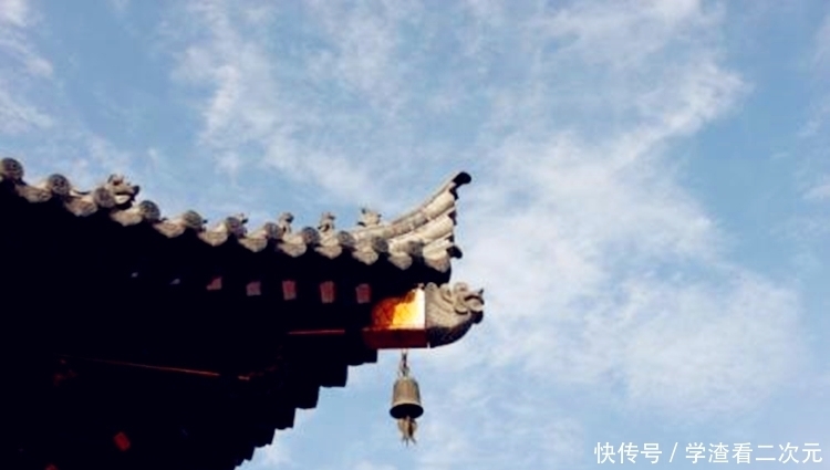 明朝书生挑灯夜读,却被人诬陷造反,只好真的揭竿而起