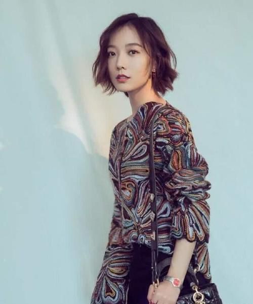 部位|你适合披头发还是扎头发?主要看这3个部位,发际线是关键