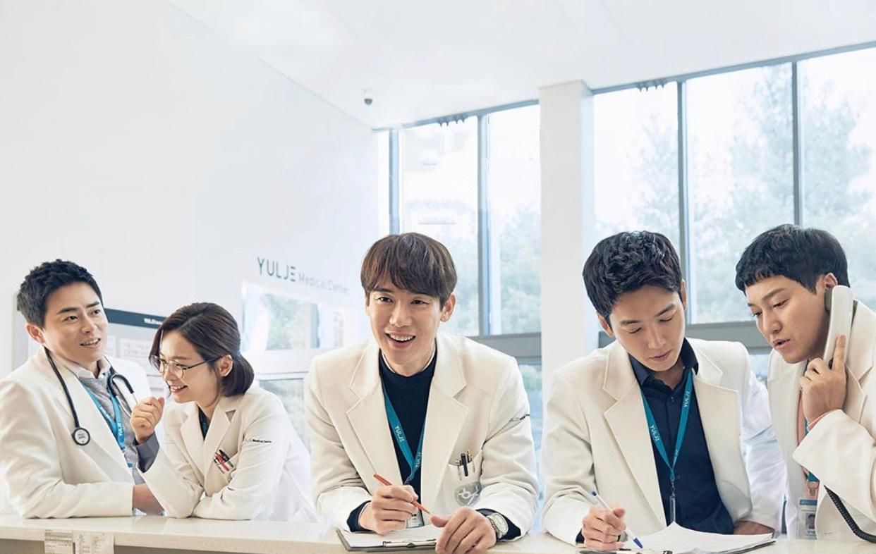 医生勇敢追求音乐梦想？原来医生是这样的