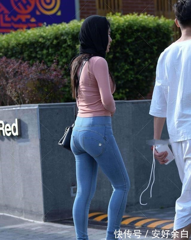 女性 展现女性魅力的打底裤,充满都市靓丽感,气质凸显!