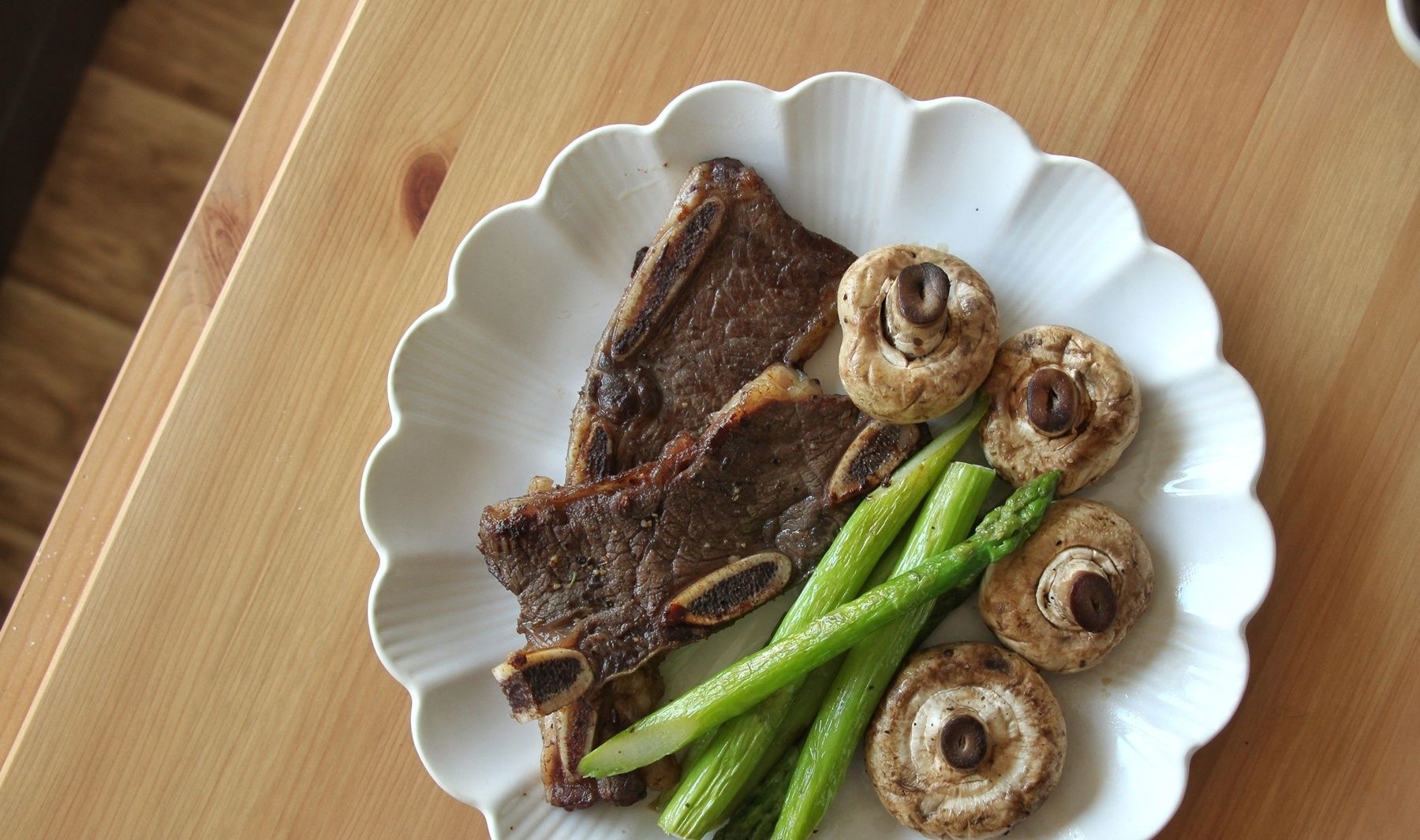 狗粮|两人极简午餐，30分桌端上桌，发朋友圈，网友：撒狗粮，酸了