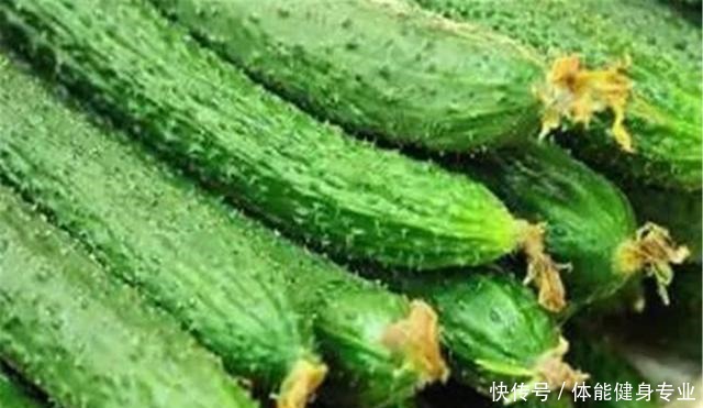 如何辨认打了激素的黄瓜教你3个小技巧,看一眼就能区别