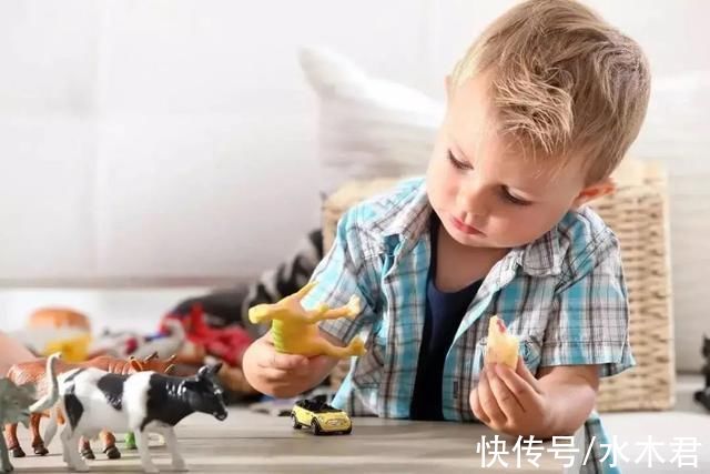 积木|孩子总是坐不住?培养专注力这四个关键点要做到!