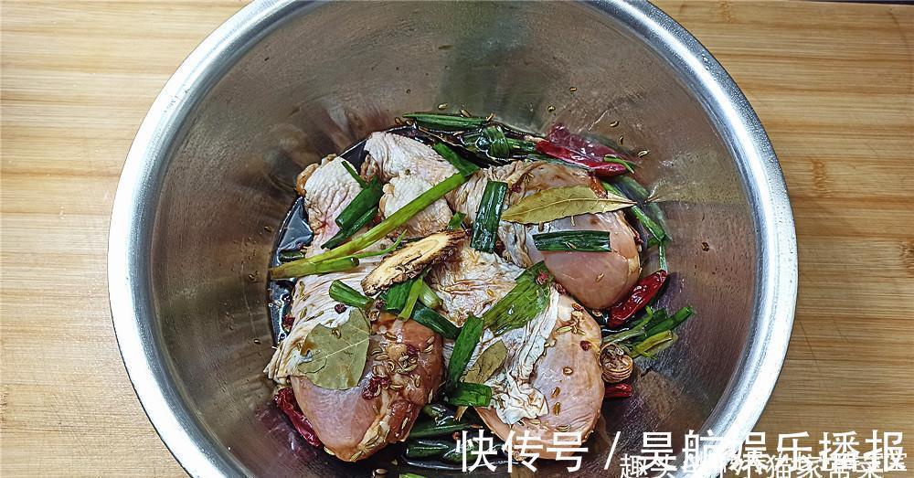 小猫|“麻辣香酥鸡”不用去买来吃，自己就可以做，味道不比买来的差