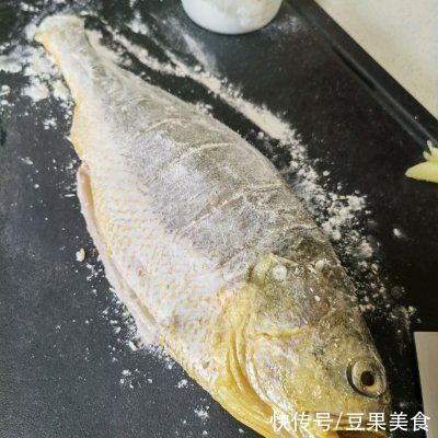 这道红烧黄花鱼，我一年四季都想吃