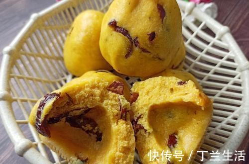 窝窝头|玉米面加红枣这种吃法火了，营养补钙，出锅暄软香甜，一盘都不够