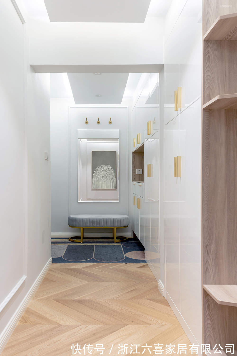 卫生间|58㎡一居室拥有超大厨房+超长玄关,尽显不一样的现代轻奢风