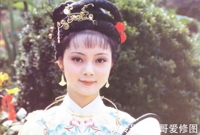 贾母#同样是妹妹,王熙凤为何称呼薛宝钗为薛姑娘,称呼林黛玉为林丫头