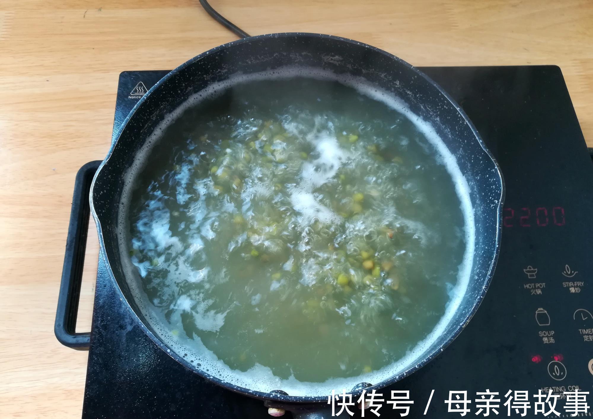 龙宝|夏秋换季，用这3种食材做甜品，隔天吃一次，很多人不知道有啥用