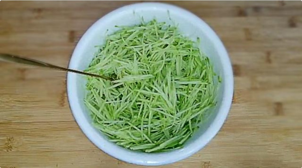 上桌|不炒不煮,萝卜新吃法,全家人都喜欢,还没上桌就抢光了!