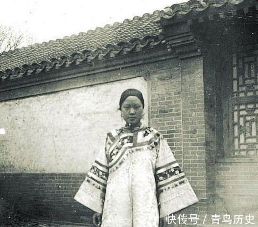 厉害|五张清末时期真实照片 图四清朝最厉害女人, 图五显然富贵人家!