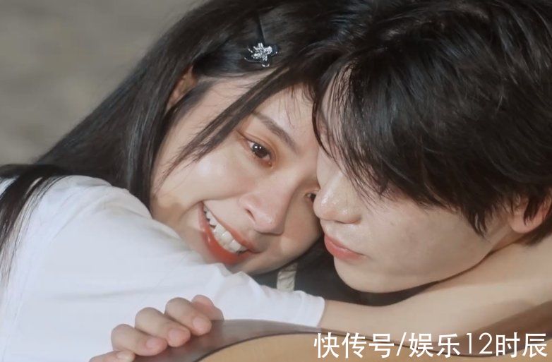 女兒們的戀愛4|《女兒們的戀愛4》：樊凱杰唱情歌唱哭，向李莎說出自己的感受