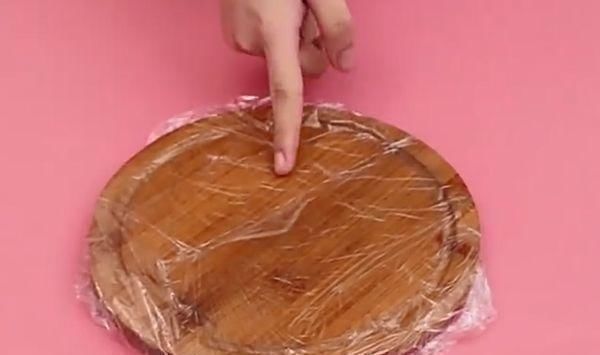 厨房|木菜板发霉开裂只需倒点厨房里的“它”,用10年都不发霉开裂