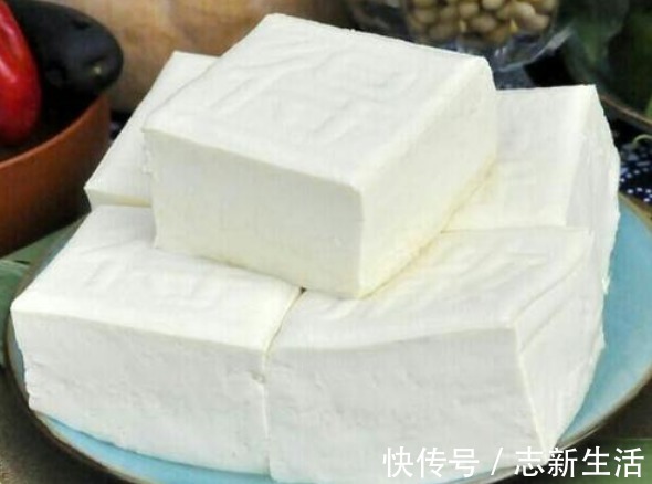 自来水|天热，吃不完的豆腐别放冰箱，教你个土方法，放一周不发粘不发酸