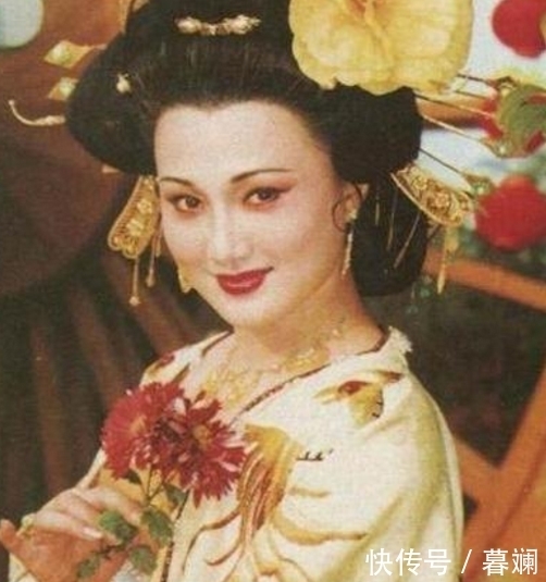 原因|杨贵妃深受唐玄宗宠爱，却不能封她为皇后，白居易道出了原因！