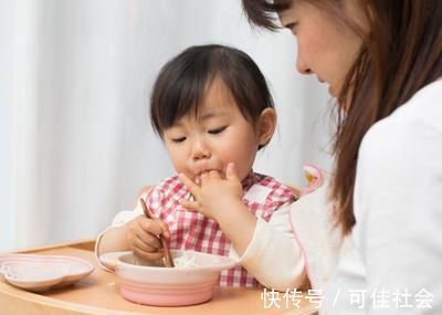 发育|开发右脑会让孩子更聪明，别错过右脑最佳开发时间，有科学依据的