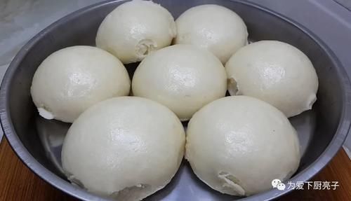 蒸发馒头时，切记不要直接加酵母，掌握正确做法，我家一周吃五次