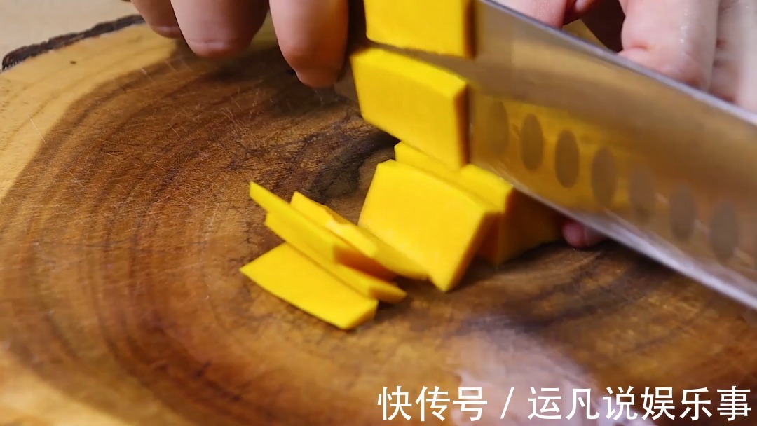 辅食|宝宝个子矮小?口口都是钙和锌,娃吃光了,头脑更聪明,长高个