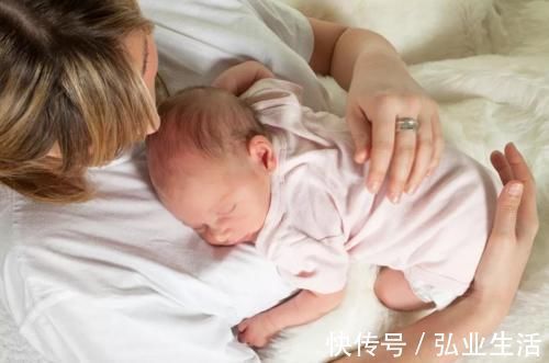 哄睡|宝宝不睡就代表不困?家长错误的哄睡方式,会给孩子“拖后腿”