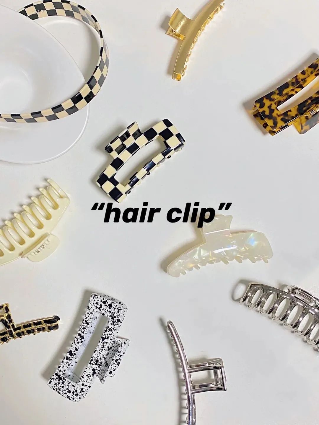 丝巾 别再披头散发了!这3个发型小技巧显嫩又高级