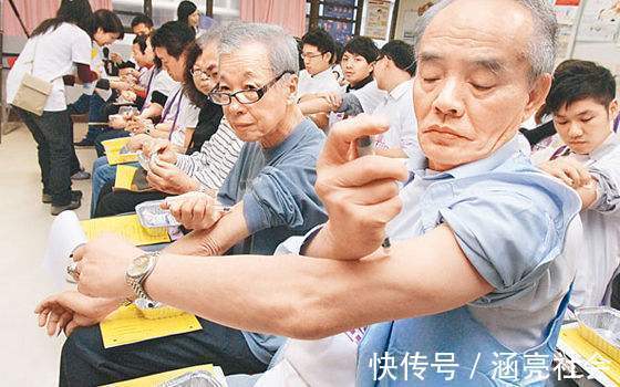 桑叶茶桑叶茶|别嫌它们不起眼，却是糖尿病的克星，白开水里撒一把，轻松降血糖