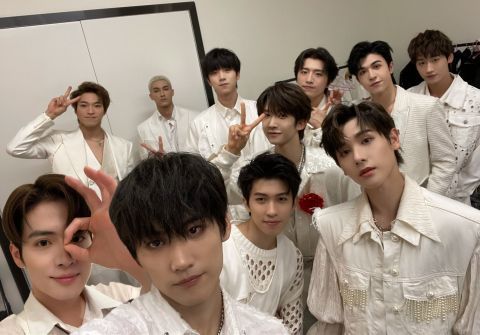 浙江|818晚会：浙江台力压湖南台收视夺冠，3大限定团同台，周杰伦亮相