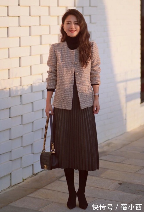 博主 新年如何穿才时髦?这件“短外套”一定要试试,优雅、时髦还百搭