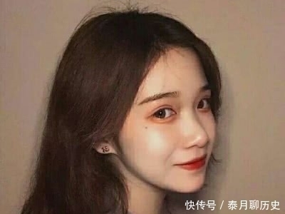 男生|初中女生自以为“很美”的3种行为,但是在男生眼里,简直毫无美感