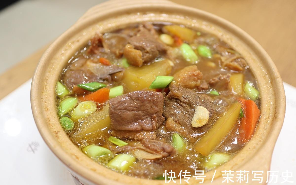 入味|浓香入味的土豆焖鸭，口感一点儿不输黄焖鸡，低脂少油更省事