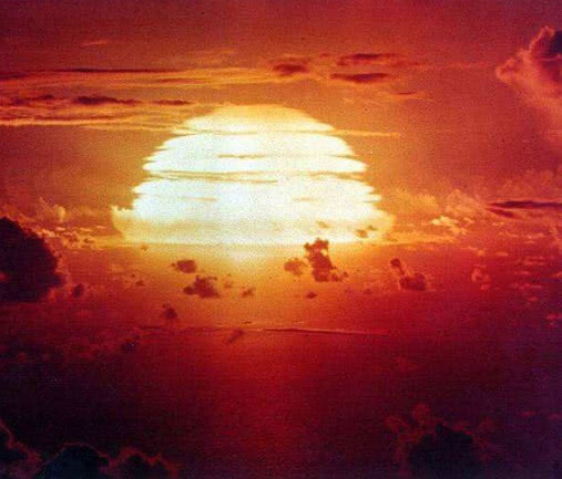 爆发|如果核武器爆发，躲在这三个地方是最安全的，一定要牢记