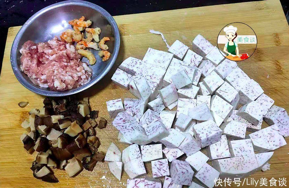 小方块|天一冷,我就馋这美味,30年吃不腻,炖上一锅,有饭有菜真解馋