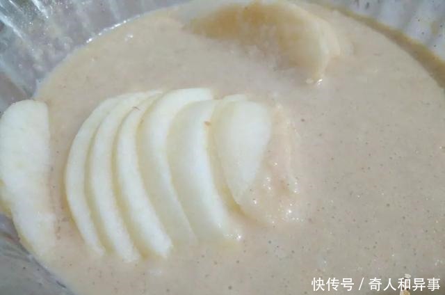 平安夜收到的苹果太多怎么办做个简单又甜蜜的苹果蛋糕吧
