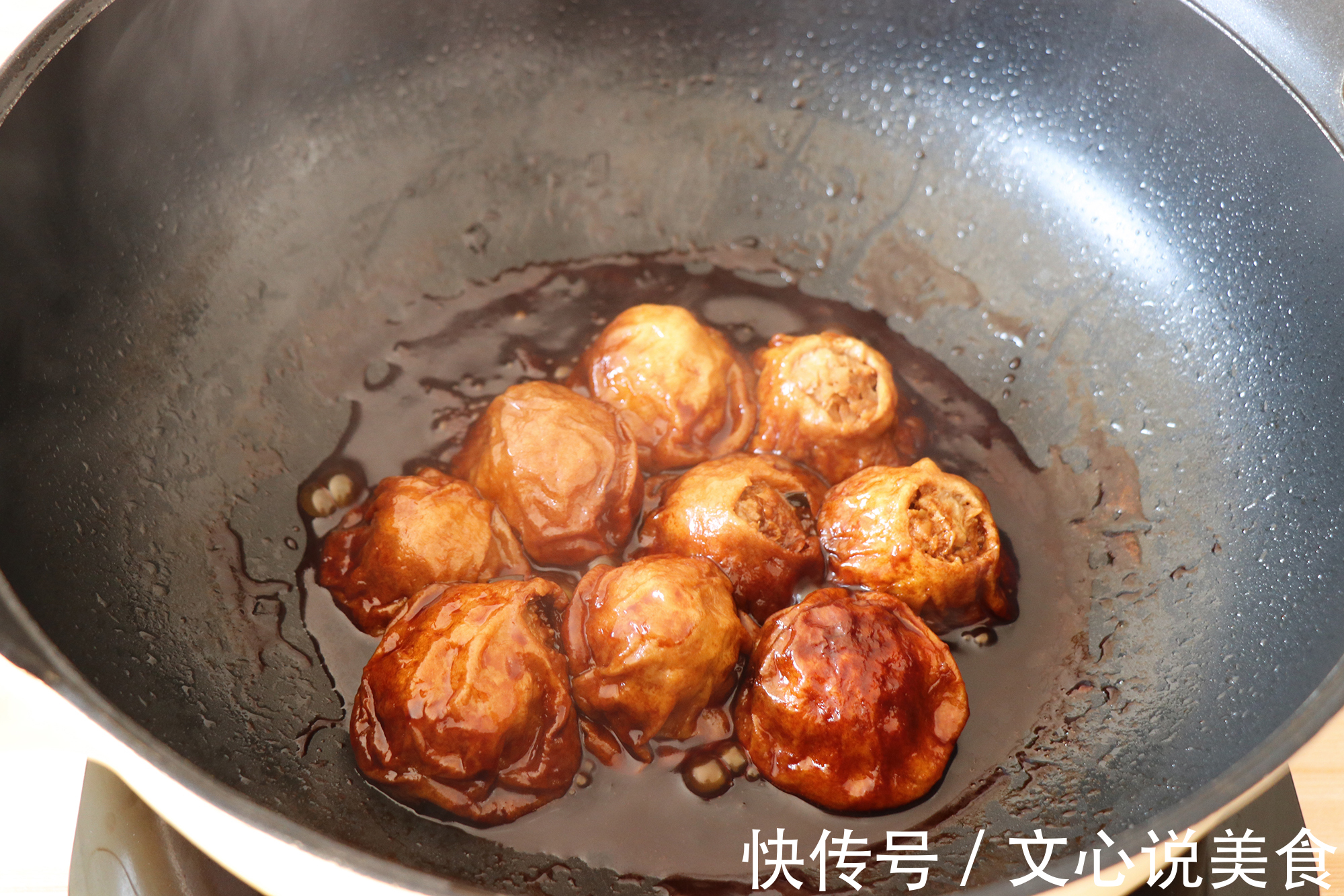 零厨艺的下饭菜,油面筋酿酸菜肉丸,简单易学