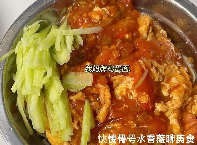 女明星邢菲晒早餐,5天早餐不重样,网友丰盛的早餐,看饿了!