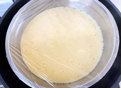 别再用电饭煲做蛋糕了,试试不锈钢盆蒸蛋糕,不分蛋,成功率更高