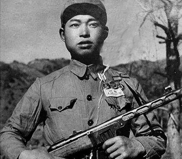 志愿军|他是志愿军孤胆英雄，主席接见他时，做了一个开枪的动作