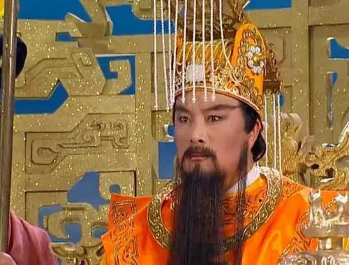 通天教主&有一个水仙之祖,先天圣人是他的徒弟,把诛仙阵送给通天教主!