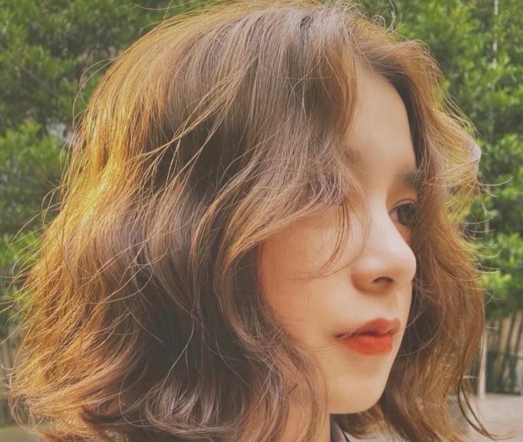 气质发型 女生别再扎马尾了,今年流行这几款气质发型,换上提升美貌度