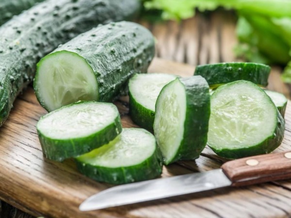 孩子|一根黄瓜,一家四口全住院,医生千万不要给孩子这样吃黄瓜!