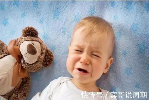 入睡|睡前抚摸宝宝这3个部位,不仅越睡越“香甜”,还能促进大脑发育