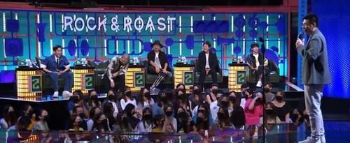 周奇墨|《脱口秀大会4》评委很谨慎,敏感话题不拍灯,演员说完还得解释