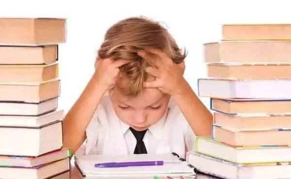 学习成绩|别再逼孩子“假努力”了,父母做好这3点,孩子才爱上学习